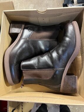 Timberland Dark Brown Leather Chelsea Heeled Boots